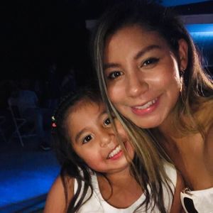 Meet your Posher, Vanessa